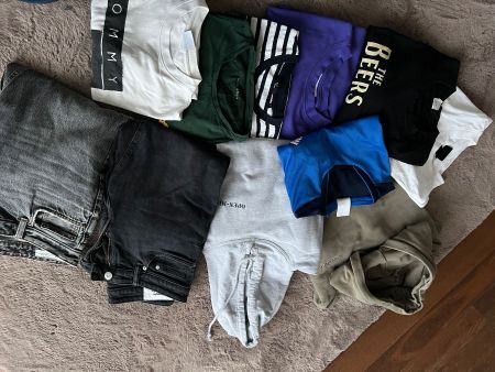 Kleiderpaket in Gr. M Sehr gut erhalten!
