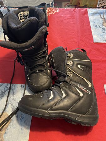 Snowboard boots 39