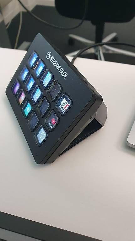Claviers: Elgato Stream Deck MK.2, 15 Tasten, OVP – D'occasion à Mellingen par cdu_5mwk 1