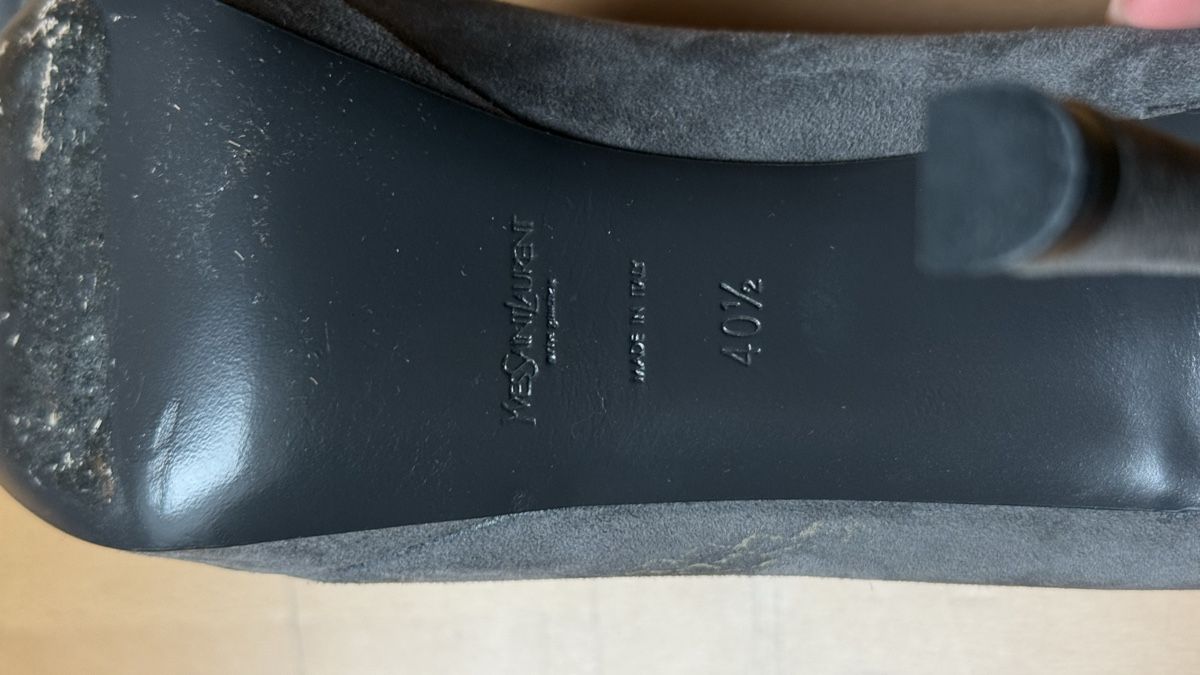 Saint Laurent Scarpe da donna: YSL Grey Suede Platform Pumps EU 40.5  – Nuovo (secondo la descrizione) da Oberweningen venduto da Vita_Lyt 4
