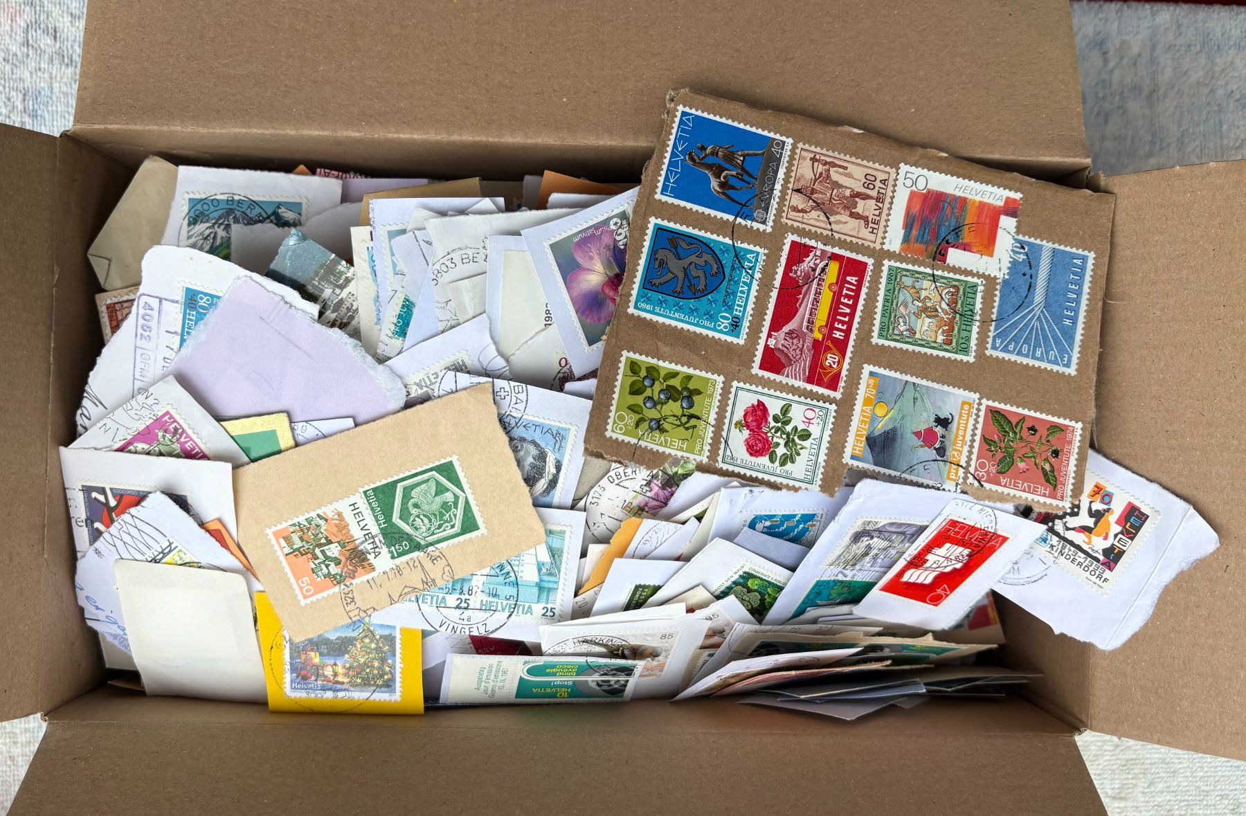 Alle Briefmarken: KONVOLUT SCHWEIZER BRIEFMARKEN 1KG – Gebraucht aus Ostermundigen von crazy-horse-1840