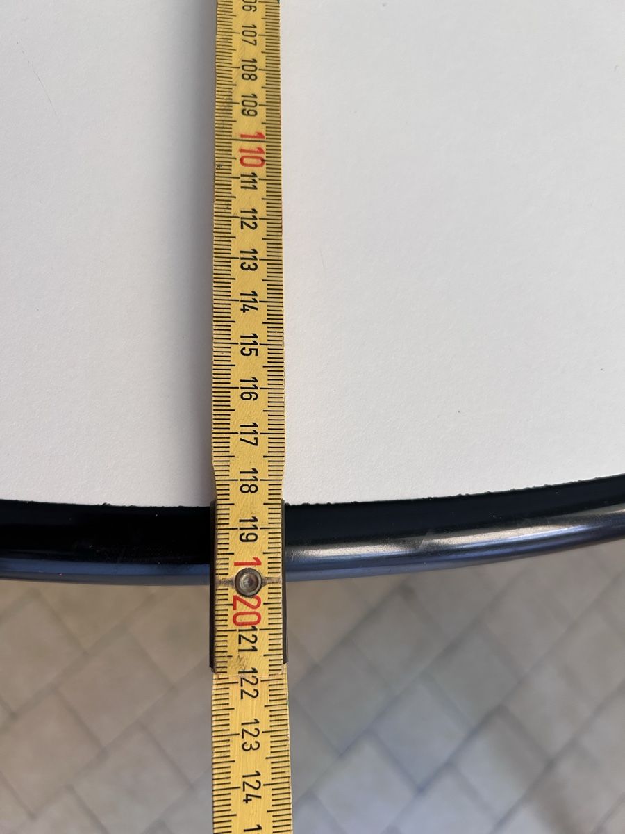 Tavoli: Esstisch rund vermutlich Eames 120cm Durchmesser – Usato da Zürich venduto da ann_9fv5 5