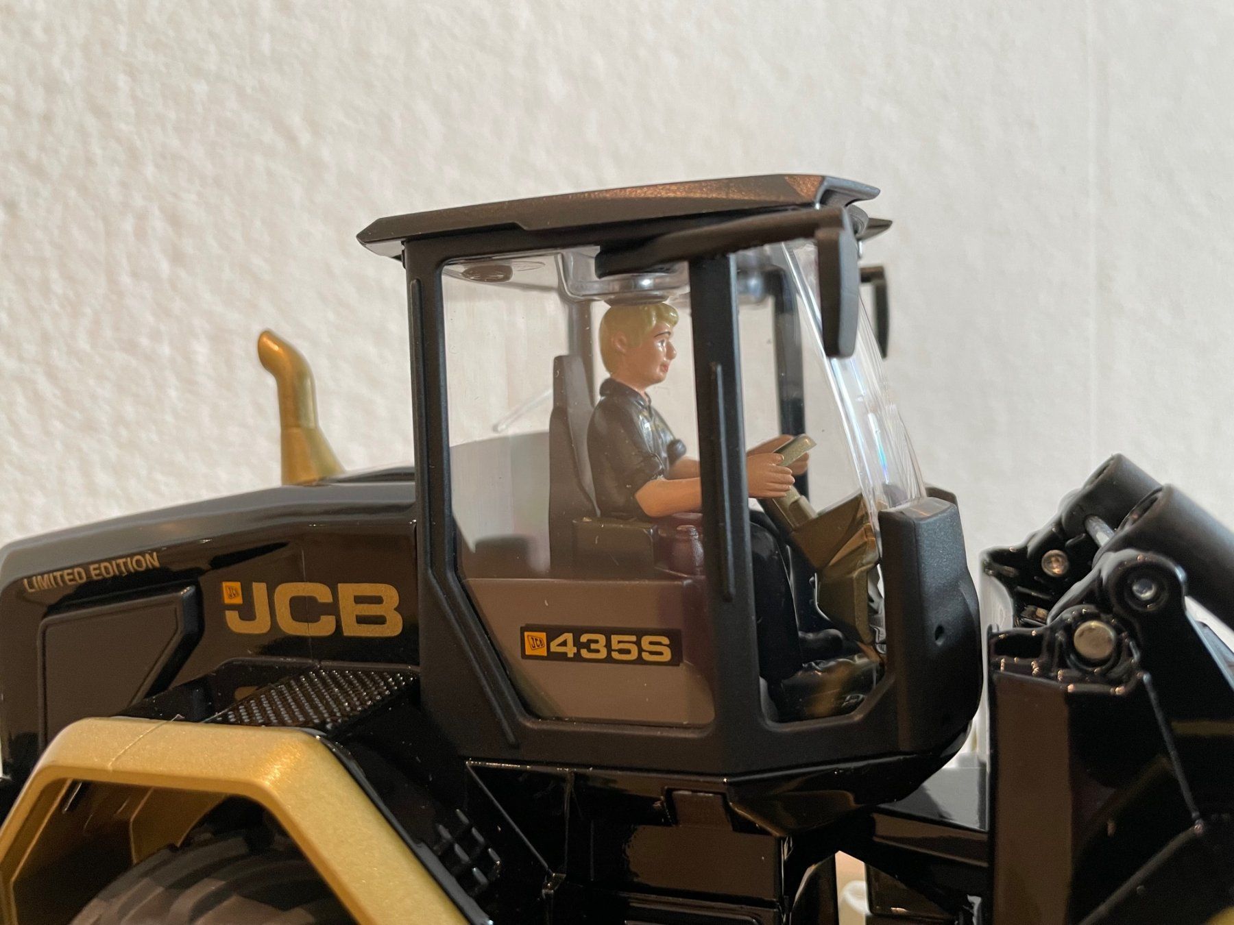 Jcb Caricatori: SIKU JCB 435 S Hoflader Gold – Nuovo e nell'imballaggio originale da Kreuzlingen venduto da Stefan1150 5