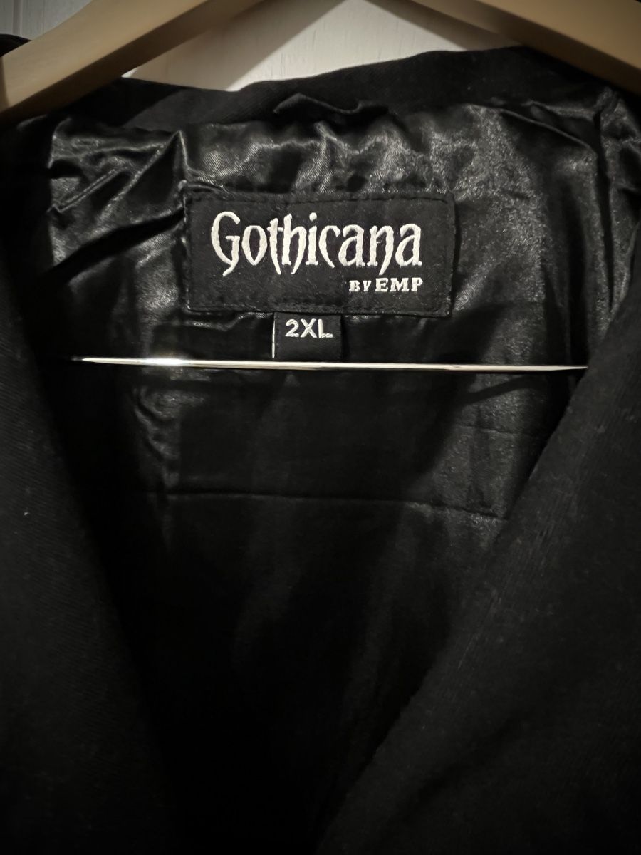 Gilets & Westen: Weste Gothicana XL – Gebraucht aus Ormalingen von alma81 1