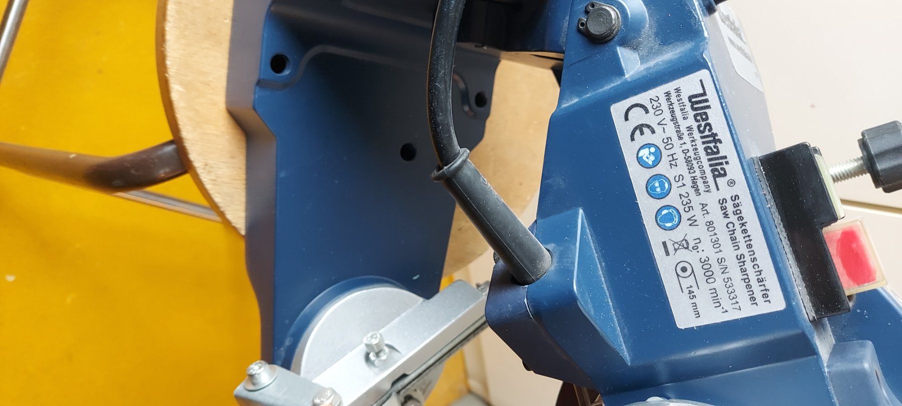 Aiguiseuses & polisseuses: Kettenschärfgerät Westfalia – D'occasion à Riken AG par ebufix 3