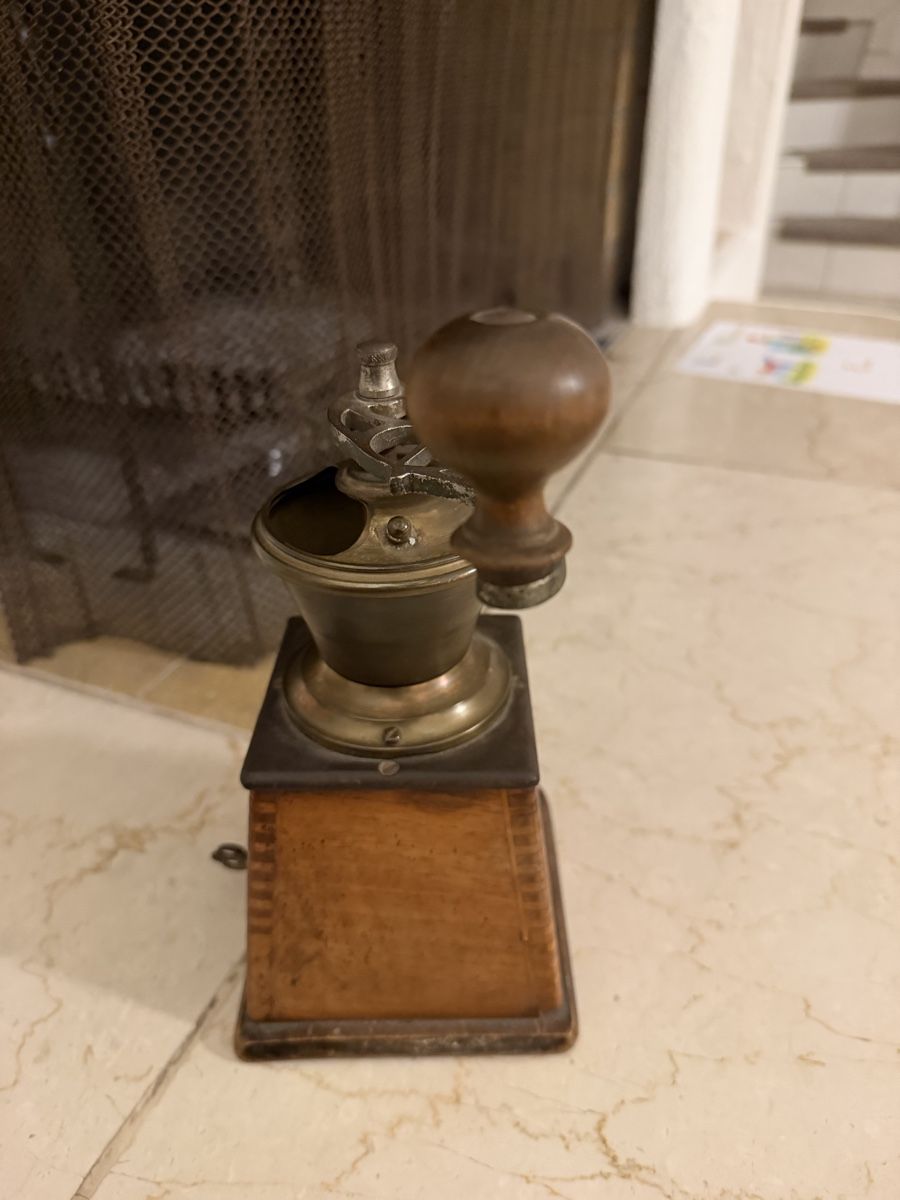 Küchengeräte: Vintage JAVA Kaffeemühle Holz Metall Handkurbel – Gebraucht aus Thalwil von wal_26vy 2