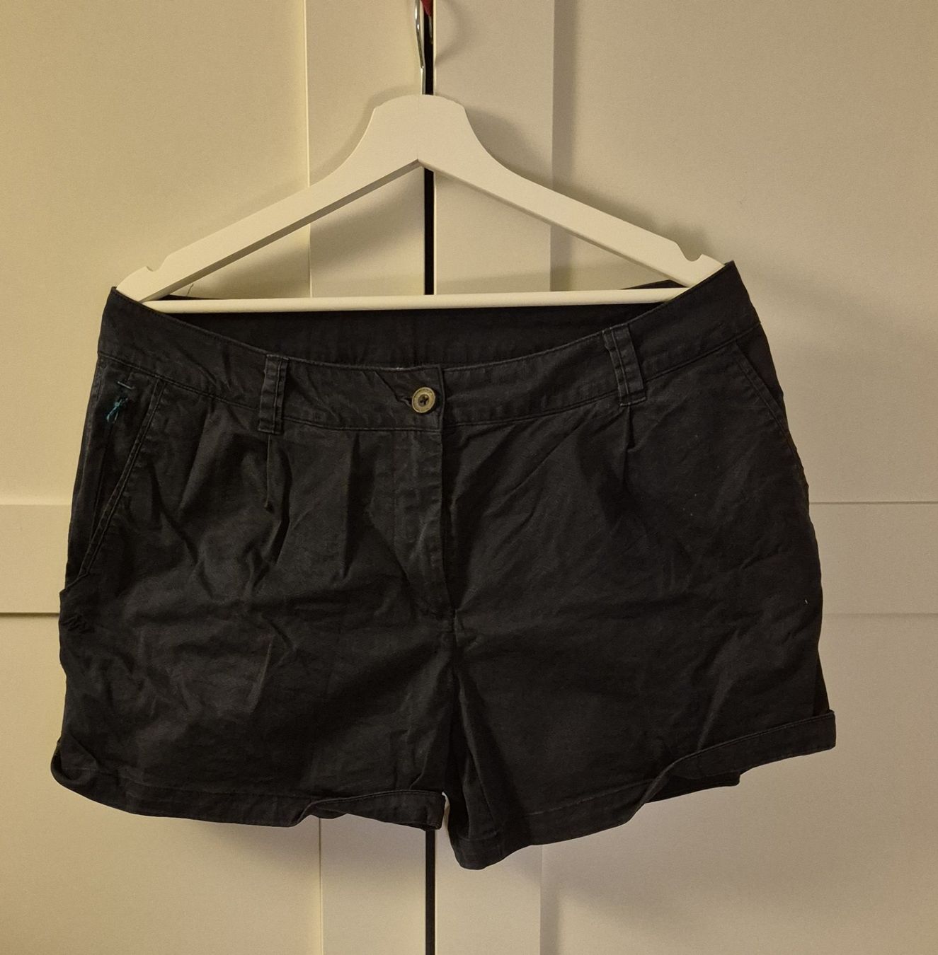 Pantaloni: Kurze Hose blau – Usato da Zürich venduto da c_ysb2