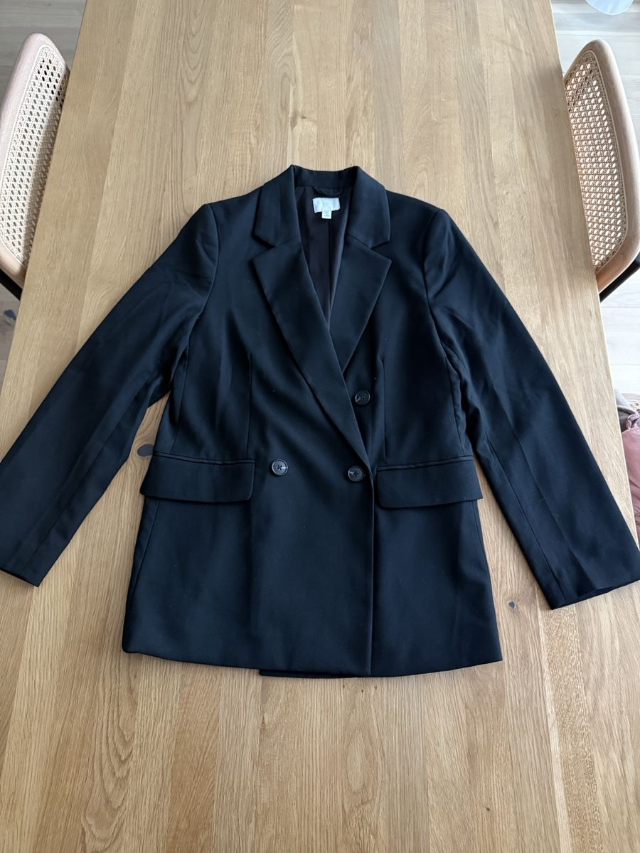 H&M Giacche: Schwarzer Blazer von H&M, Grösse 36 – Usato da Untersiggenthal venduto da gabrixla