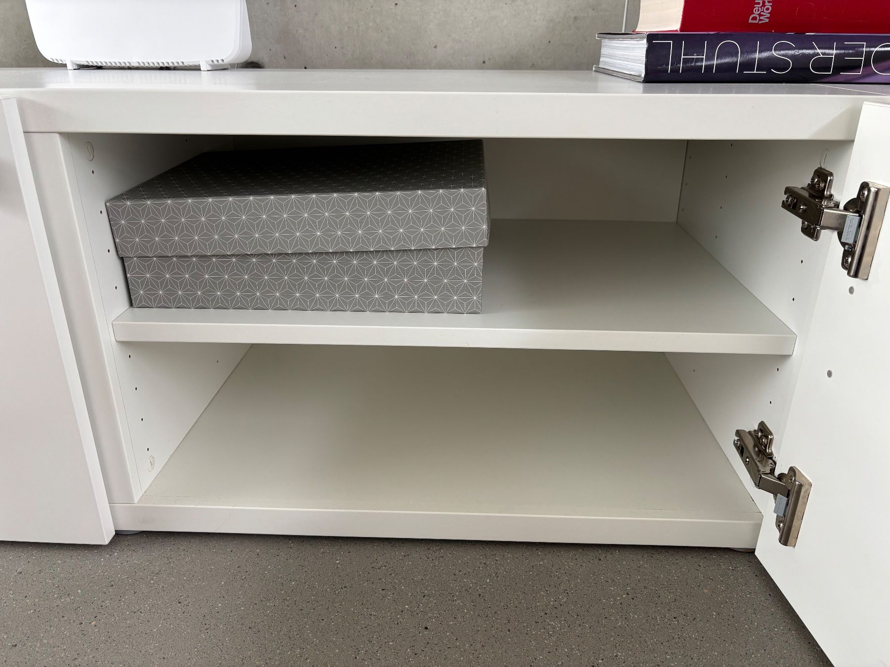 Ikea Mobili TV: Besta TV-Möbel 240x40x38 – Usato da Heerbrugg venduto da delpietro 2