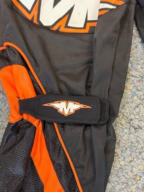 Hosen: Mission Inline Hockey Hose Senior/S – Neu (gemäss Beschreibung) aus Marbach LU von Frantisek 2