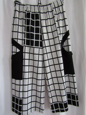 Gr. 48/58, Hose in Schwarz/Weiss von AKH Fashion mit Taschen