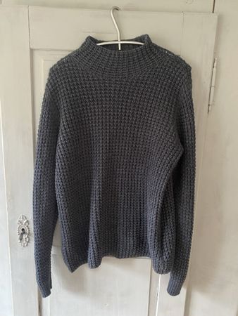 Pullover 100 Prozent Merinowolle  Grösse 42