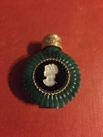 Flacon ancien miniature camée vert et or. Vintage.