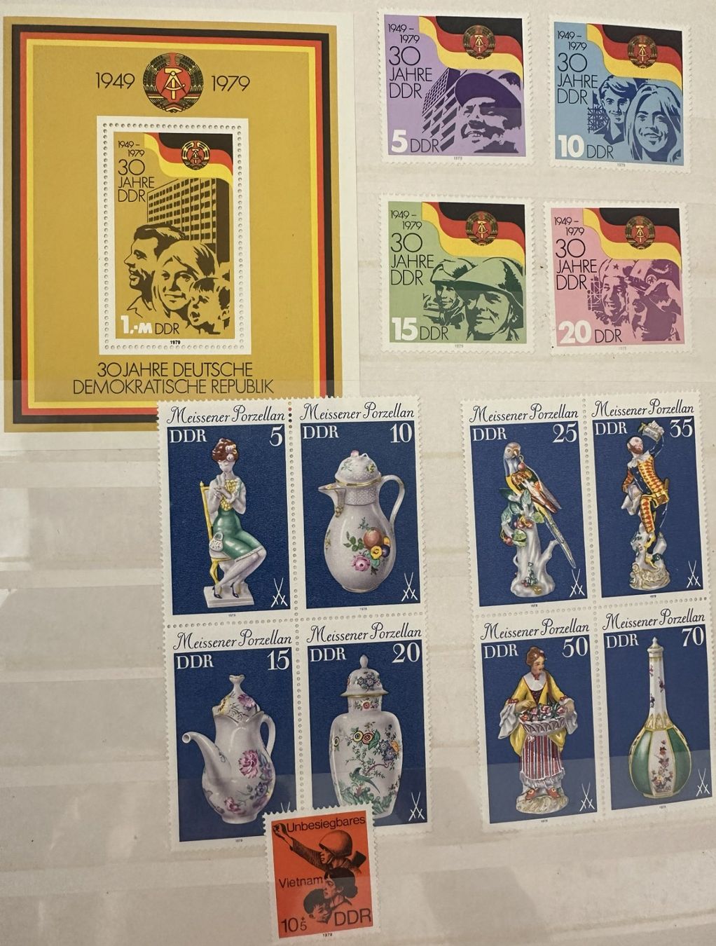 Tutti i francobolli: Briefmarken DDR – Nuovo (secondo la descrizione) da Solothurn venduto da Miracle11 8