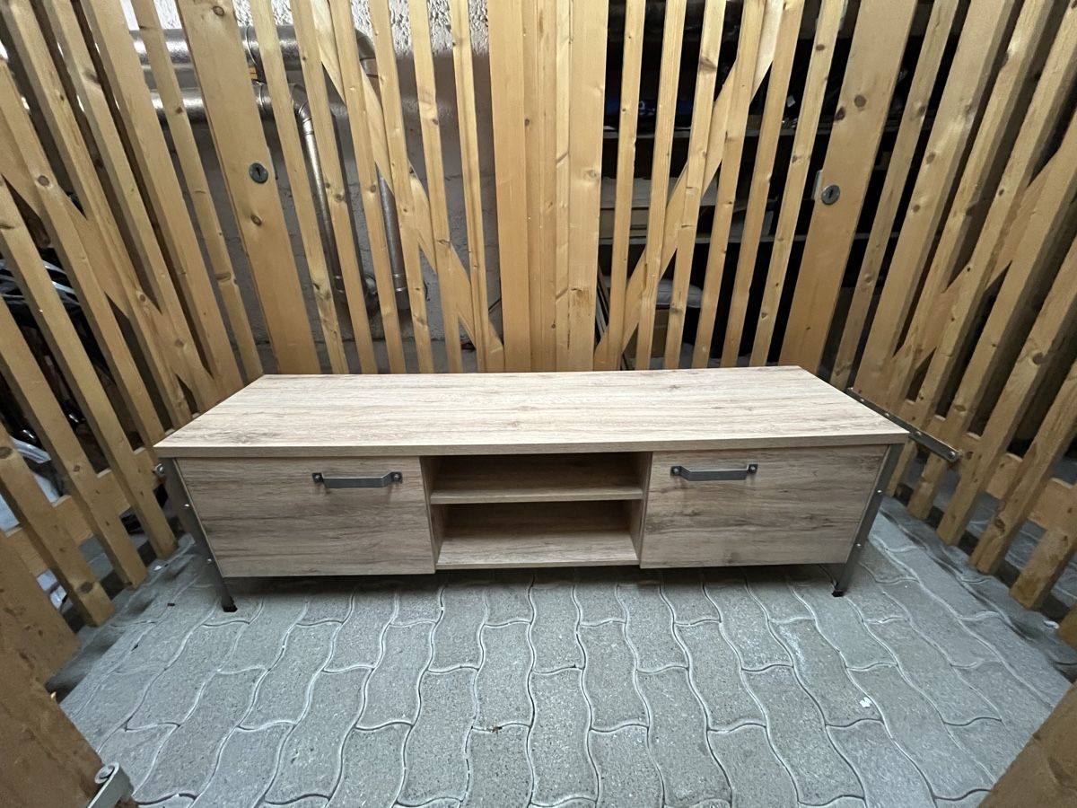 TV Möbel: TV Möbel – Gebraucht aus Zürich von mar_y5ng 1