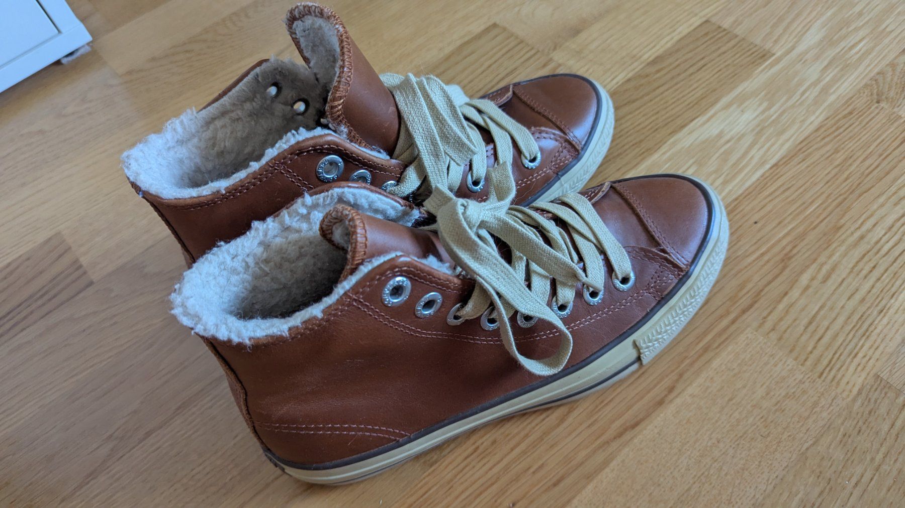 Converse Scarpe da uomo: Converse Leder All Star Chucks EU 39.5 – Usato da Belp venduto da Sunny132 5
