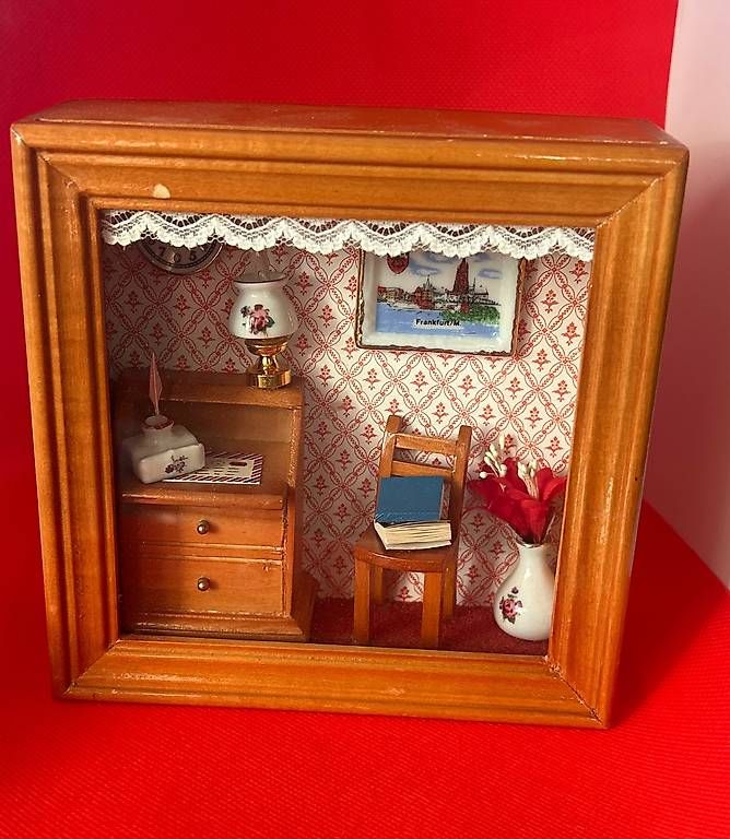 Case e mobili per bambole: Maisons de poupées et miniatures en bois Reutter – Usato da Versoix venduto da jen_k2qv