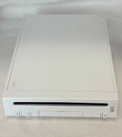 Nintendo Wii mit 4 Spiele und Zubehör