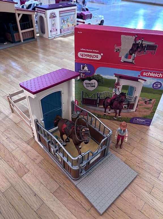 Spielzeuge: Schleich Pferdebox – Gebraucht aus Aarau Rohr von mia_guapa 1