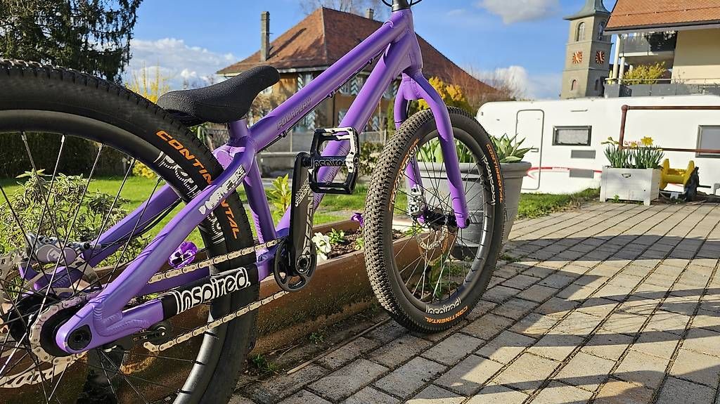 Inspired Biciclette: Inspired fourplay team en excellent état – Usato da Poliez Le Grand venduto da jul_vq8r 1