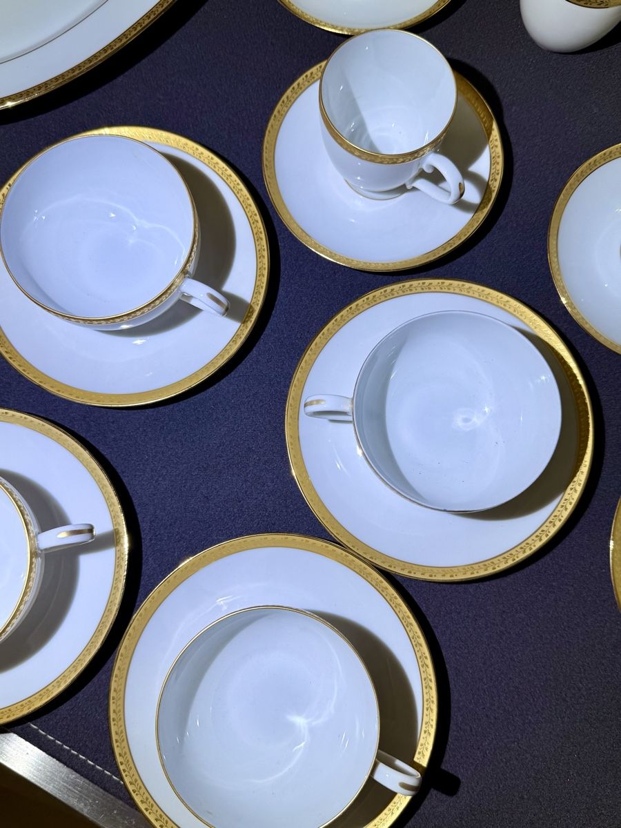 Set di piatti: Limoges Matignon Gold  lot 37 pièces – Nuovo (secondo la descrizione) da Le Sentier venduto da dar_hb62 1