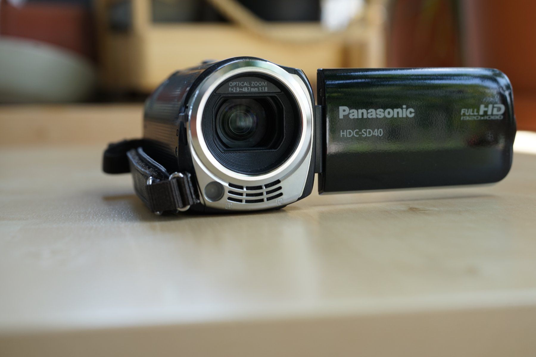 Panasonic Videocamere: panasonic hdc-sd40 handycam 16.8 optical zoom – Usato da Frauenfeld venduto da Camel16 1