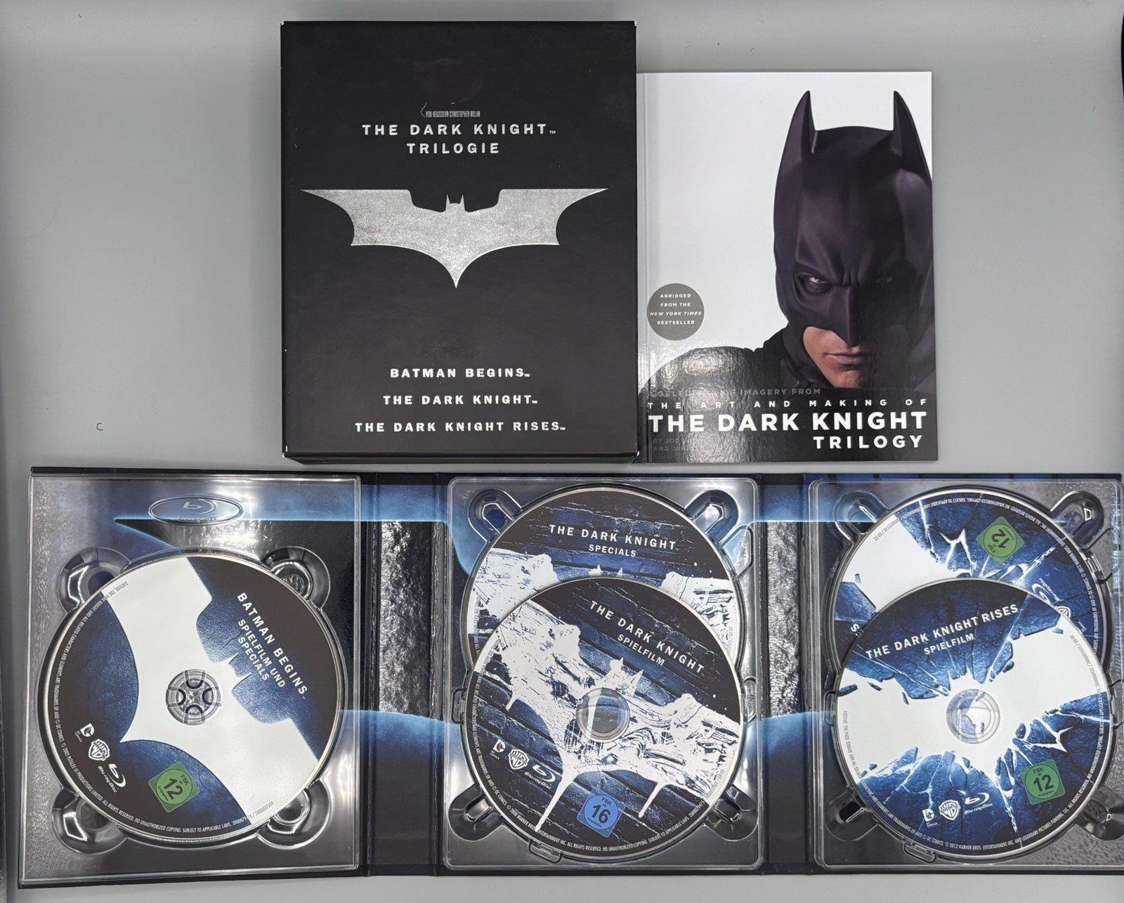 Tous les DVDs: Batman The Dark Knight Trilogie Blu-ray 5 Discs Boxset+Buch – D'occasion à Brunnen par mel_79gf 3