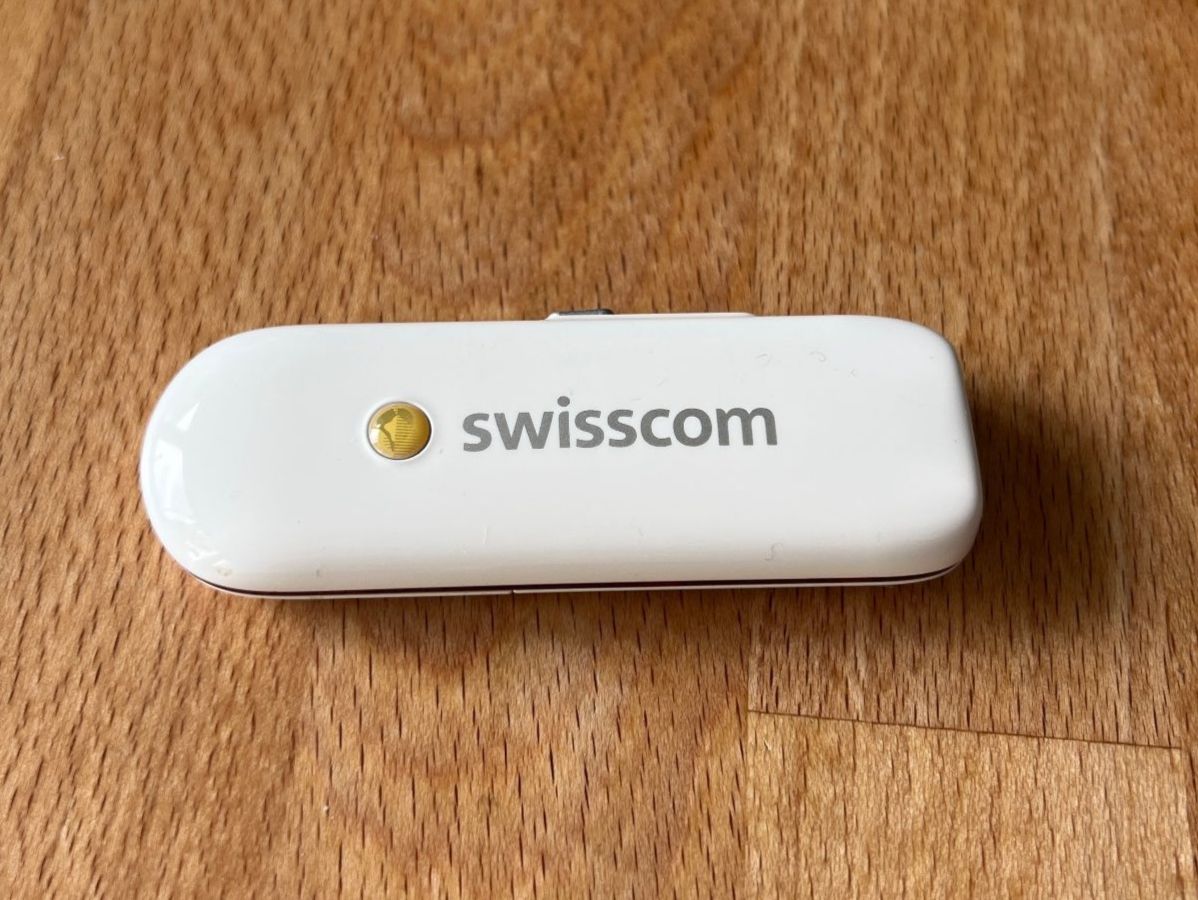 Huawei Chiavette USB: Swisscom Vodafone Mobile Surfstick K3715 – Usato da Zürich venduto da Bill.lee 1