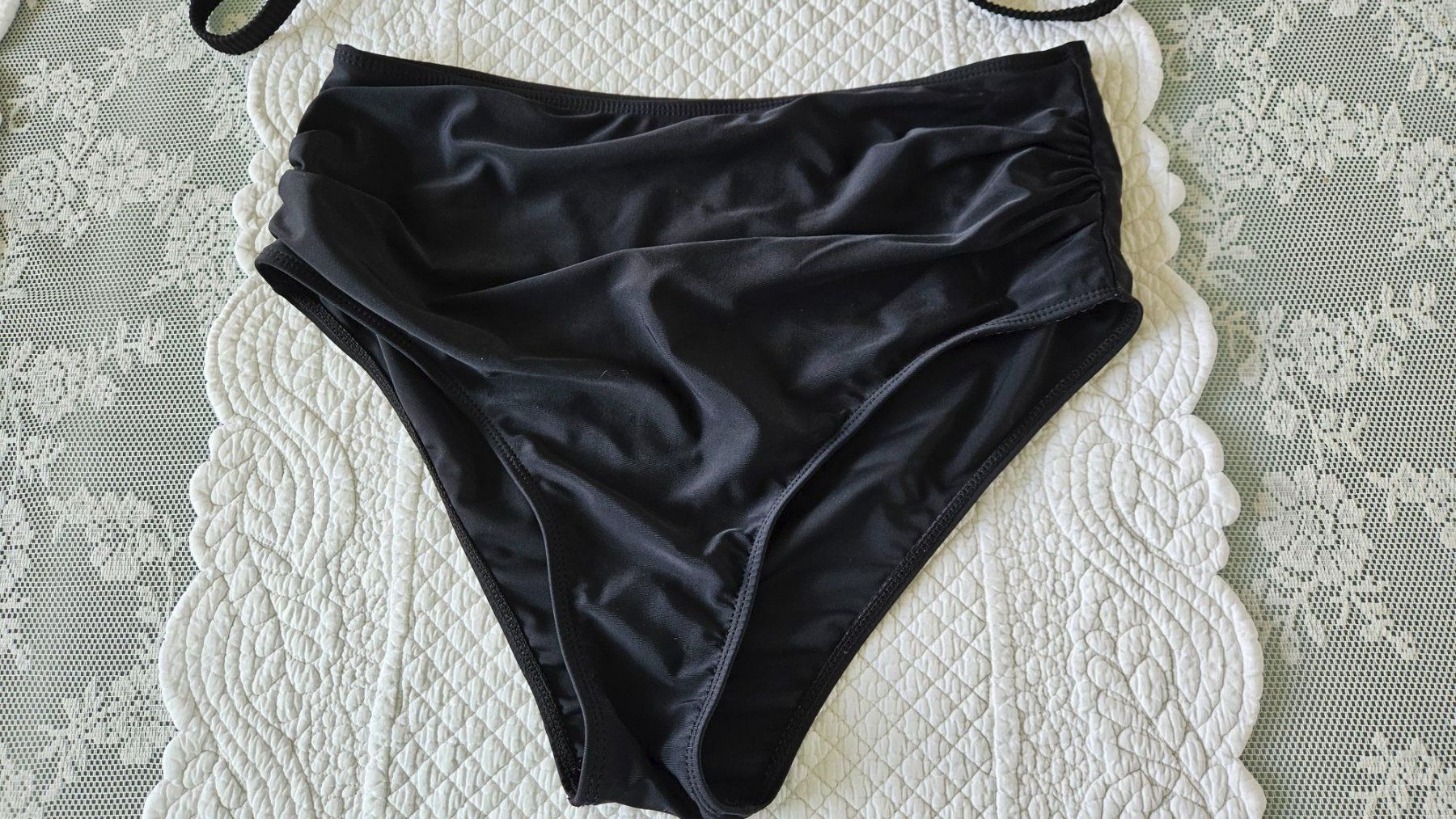 Costumi da bagno & Bikini: Bikini Schwarz Gr. 40 / L – Usato da Gossau ZH venduto da fashiontwo 3