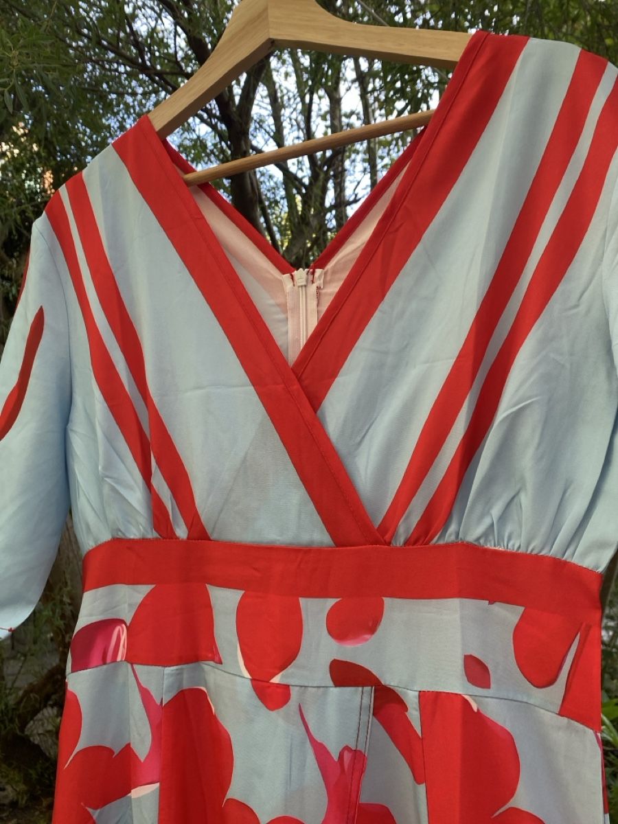 Vestiti: Kleid Blumenmuster hellblau rot Grösse M 100% Polyester – Usato da Bern venduto da Gogo_1930 2