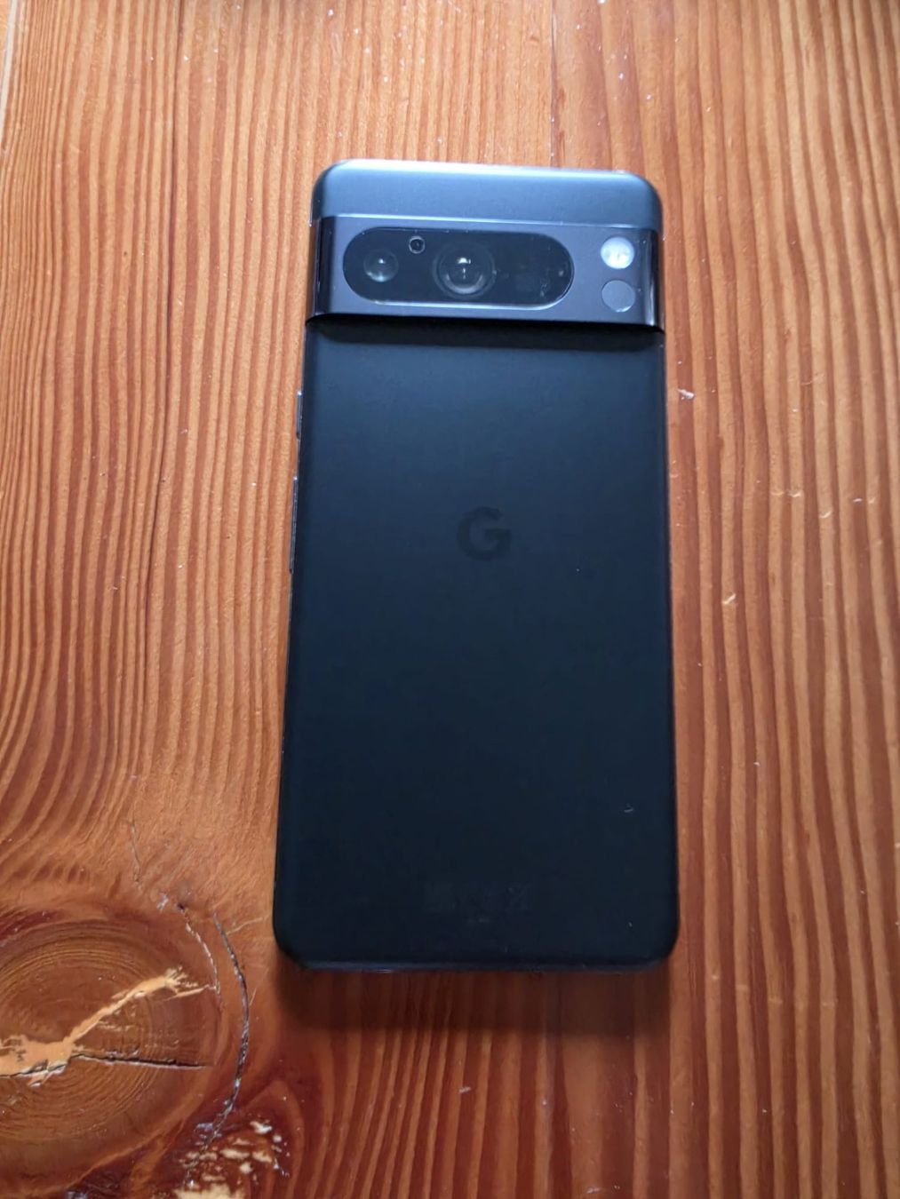 Google Telefoni cellulari / Smartphones: Google Pixel 8 Pro 5G 512GB - Obsidian, avec accessoires – Usato da St-Pierre-de-Clages venduto da Tribalia 1