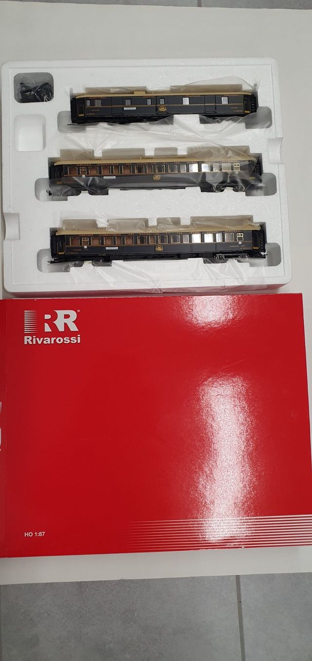 Rivarossi Modellini di ferrovie: Rivarossi HR4010 & HR4020 Sets Simplon Orient Express – Nuovo e nell'imballaggio originale da Würenlos venduto da juruth 4