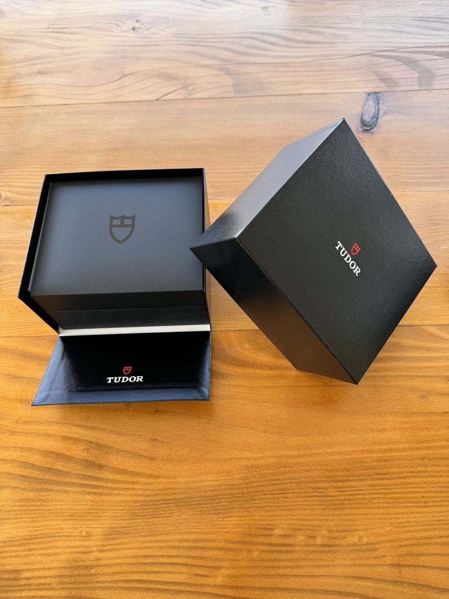 Tudor Orologi: Tudor Blackbay Harrods 41mm – Nuovo (secondo la descrizione) da Luzern venduto da raquel.m 2