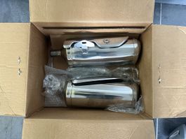 41. Triumph Speed Trible Auspuff  2200561 + 2200562