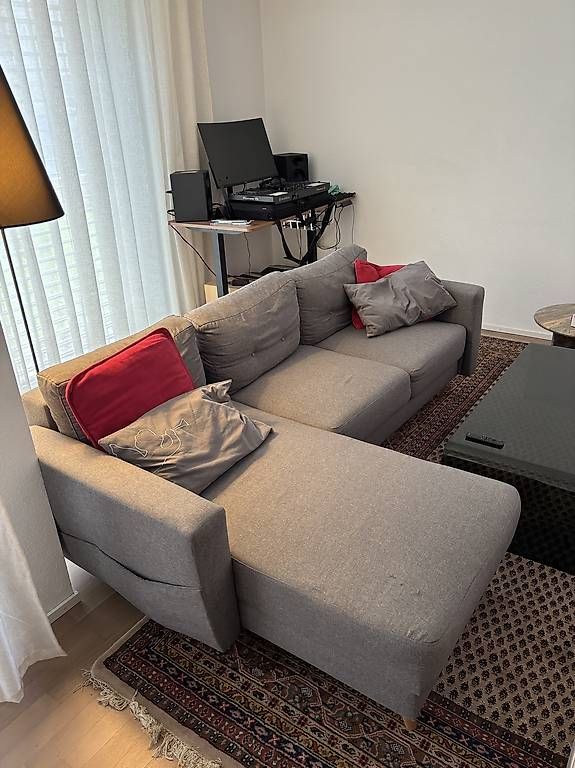 Sofas: Canapé d'angle convertible – D'occasion à Martigny par vic_5zrf 1