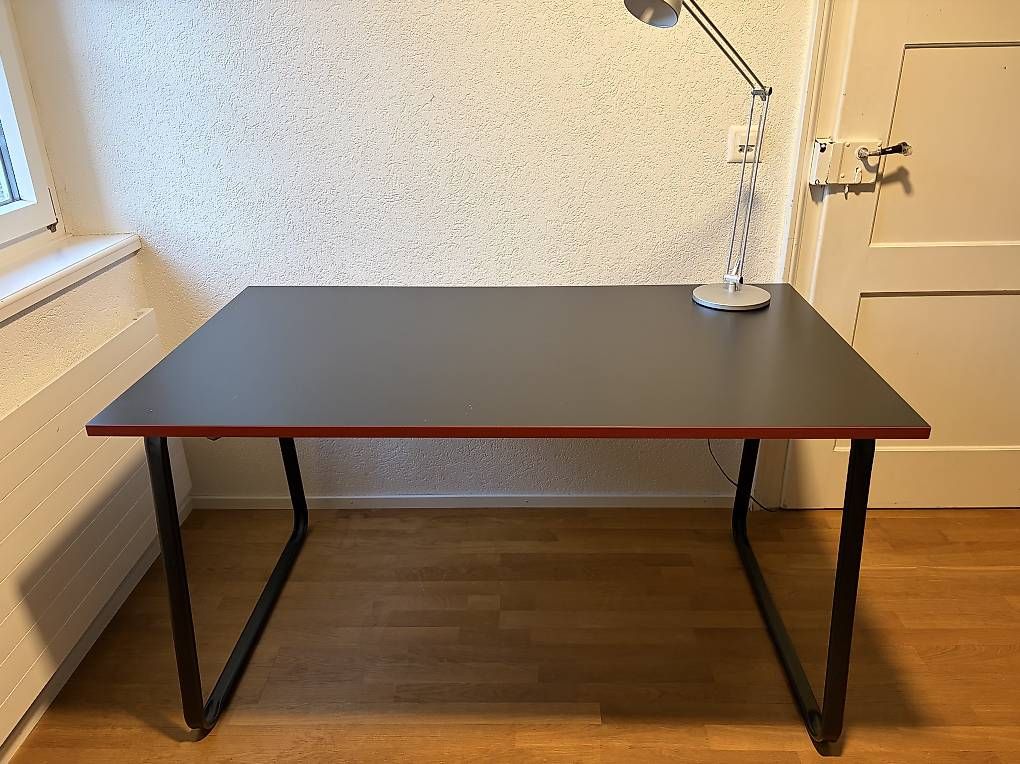 Schreibtische: Gamingtisch  – Gebraucht aus Ennenda von Mesmo 2