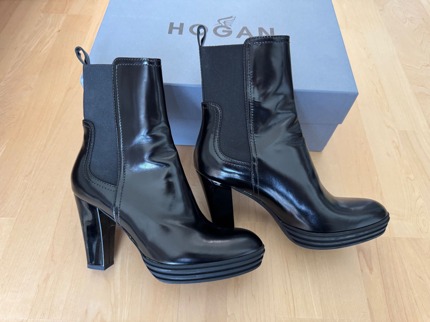 Hogan Scarpe da donna: Ankle Boots von Hogan, Grösse 38 – Usato da Männedorf venduto da Positive81 1