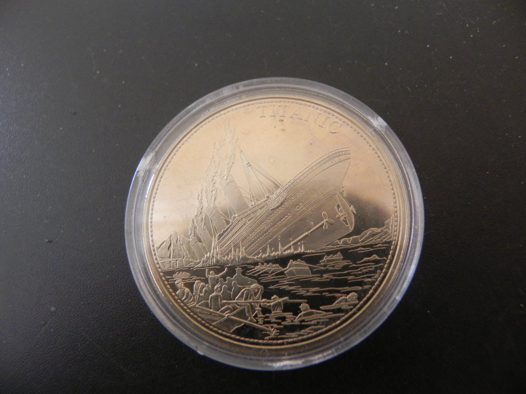 Tutti le monete: Liberia 5 Dollars 2000 - Titanic – Usato da Biel/Bienne venduto da Gogolozi