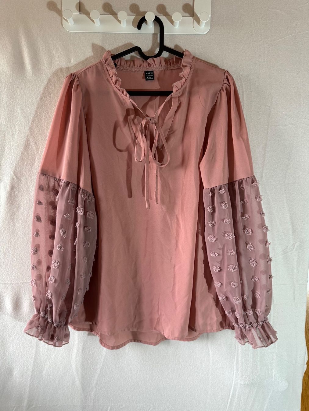Shein Camicette: Schöne rosa Bluse von Shein Gr.M – Usato da Grosswangen venduto da second_hand_dress