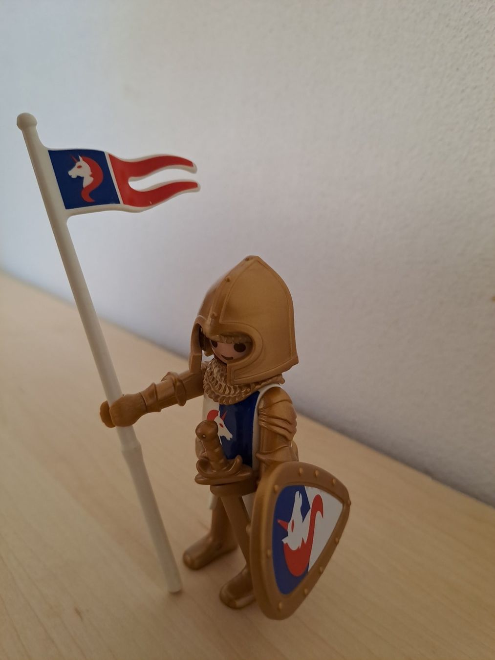 Playmobil Giocattoli: Playmobil Goldener Ritter – Usato da Dottikon venduto da eri_v7sw