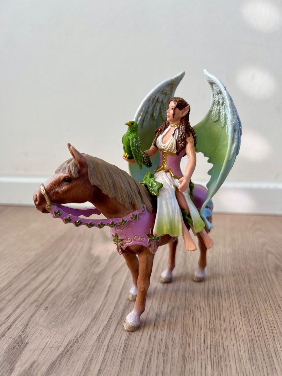 Schleich Statuette: SCHLEICH Elfe mit Pferd, top Zustand! – Usato da Muttenz venduto da steve0074