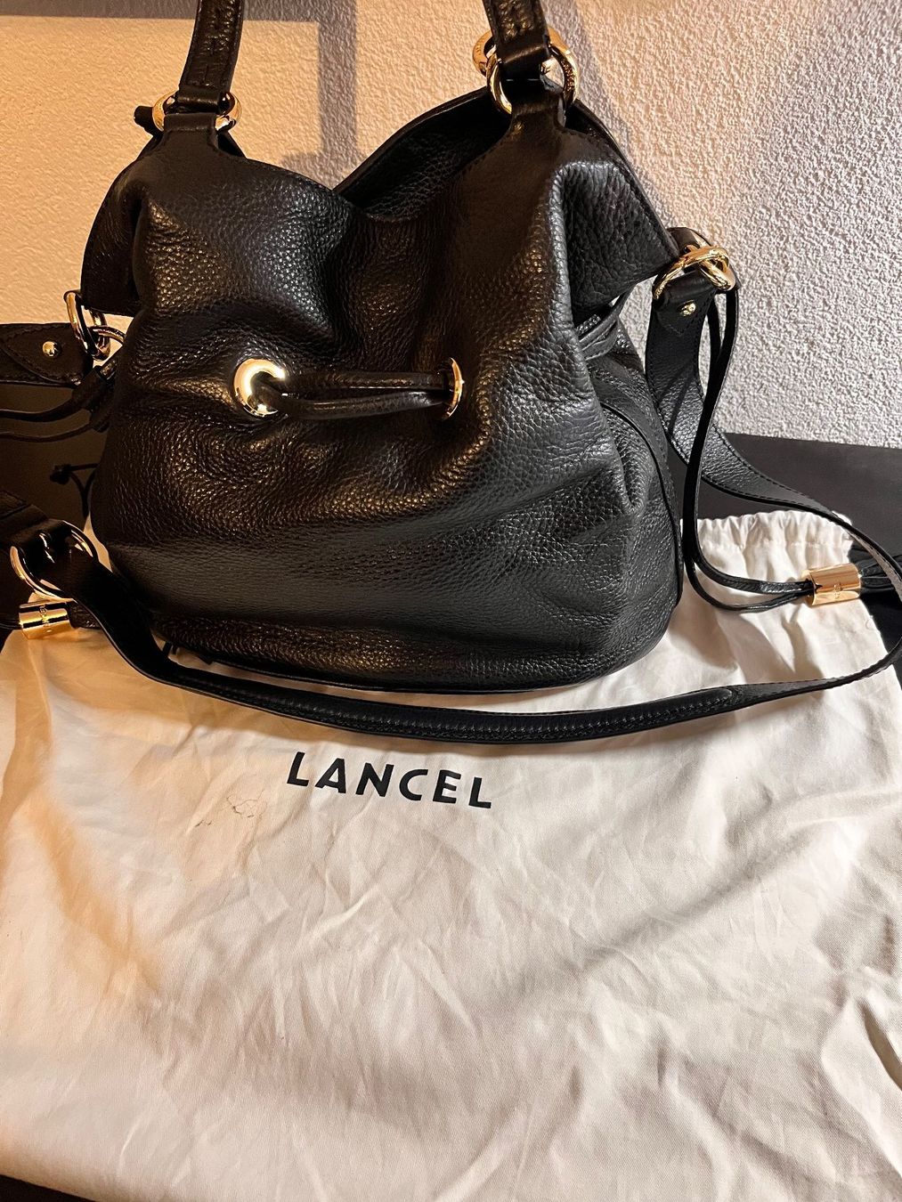 Lancel Borse da donna: Lancel sac à main cuir noir – Nuovo (secondo la descrizione) da Genève venduto da val_6wp8 1