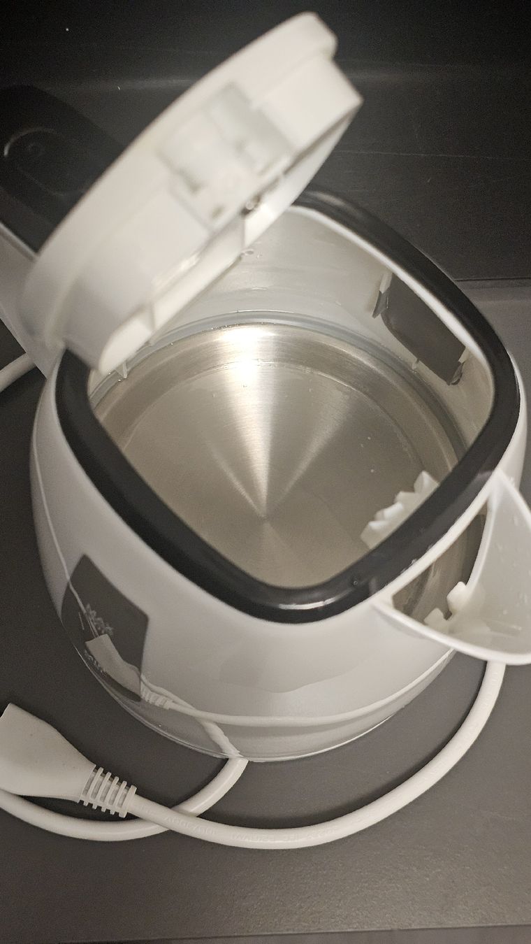 Bollitori: Electric kettle - used only once, like new – Nuovo (secondo la descrizione) da Montreux venduto da ser_v2m9 1