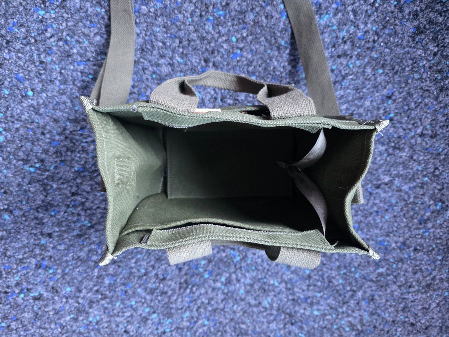 Borse da donna: Umhängetasche, Canvas, Armeegrün – Nuovo (secondo la descrizione) da Kandersteg venduto da nvo_65py 1