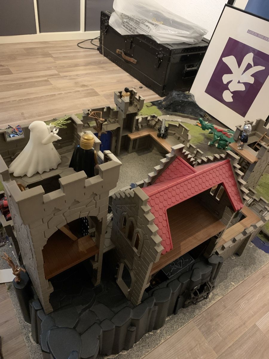 Playmobil Jouets: Playmobile Ritterburg – D'occasion à Wattenwil par Bounce74 4