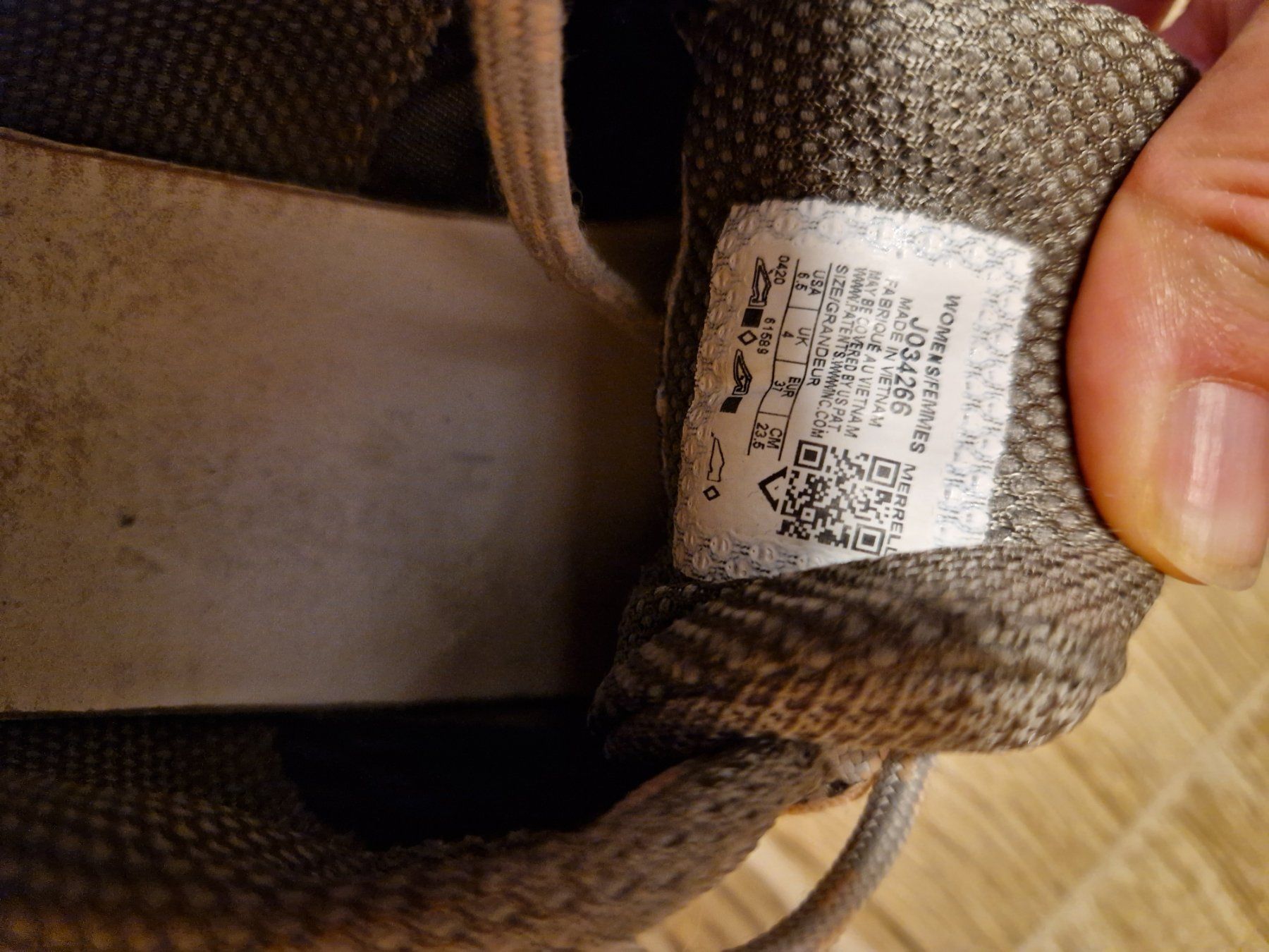 Merrell Chaussures filles: Merrell Schuhe, Kinder, Mädchen – D'occasion à Metzerlen par SS01 1