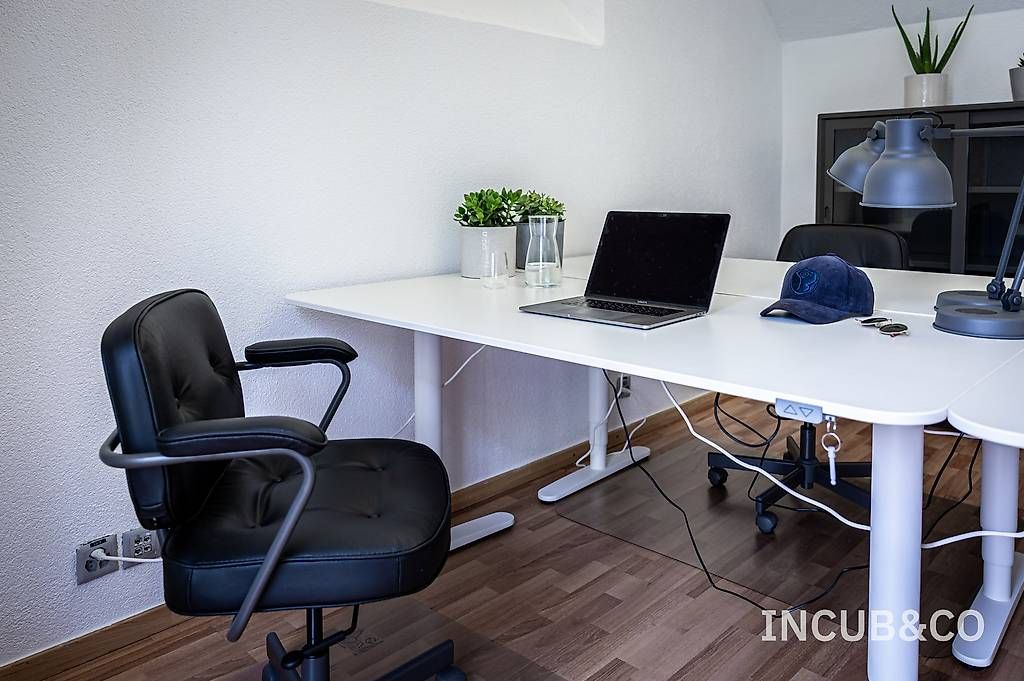 Ikea Set de table et chaises: 600 – D'occasion à Lausanne par dar_v5y7 2