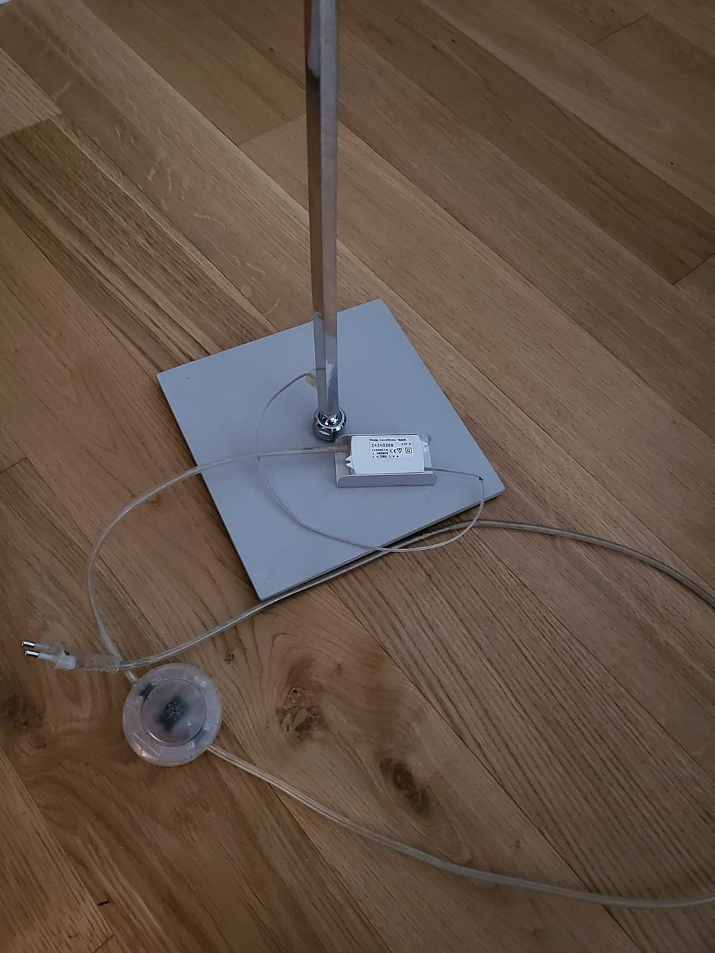 Lampen: LED Stehleuchte – Gebraucht aus Stans von Stans_2014 3