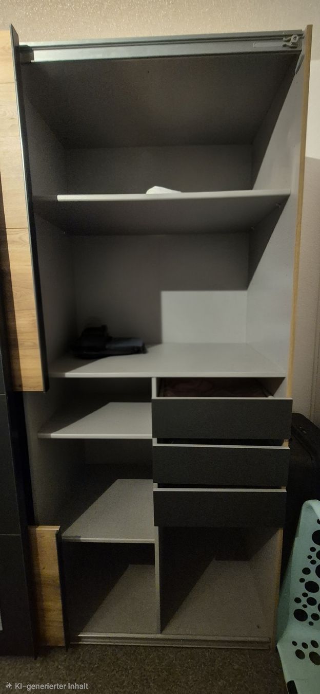 Schränke: Kleiderschrank – Gebraucht aus Unterkulm von NHL_92 1