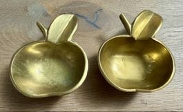 2 kleine vintage Aschenbecher aus Messing Apfel